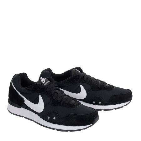 nike womens venture runner